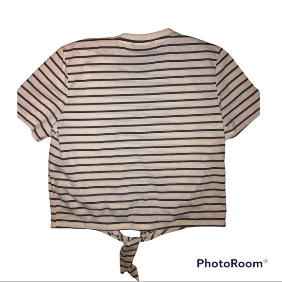 Shein Shein Striped Knot-Front T-Shirt - Picture 6 of 9